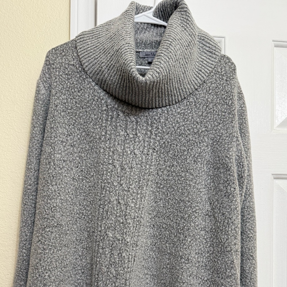 Women’s Sweater